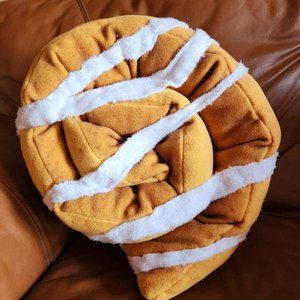 Cinnamon Roll throw pillow (handmade)